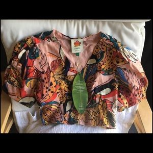 NWT farm Rio crazy tucanos top